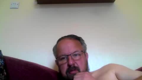 Snapshot of robxx32 chatting on 05/05/26, 10:01 robxx32 online show from 05/05/26, 10:01