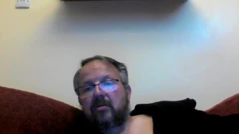 Snapshot of robxx32 chatting on 05/14/26, 10:49 robxx32 online show from 05/14/26, 10:49