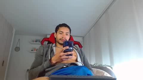 roby_millerr online show from 02/15/25, 02:11