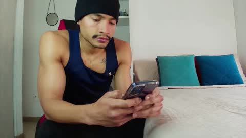 Snapshot of roby_millerr chatting on 11/04/25, 08:08 roby_millerr online show from 11/04/25, 08:08