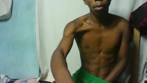 rocardo1510 online show from 02/25/25, 01:41