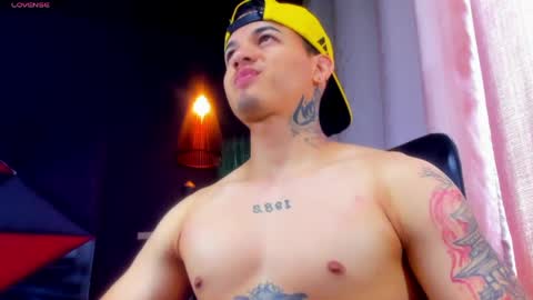 rocco_santos online show from 05/22/26, 06:35