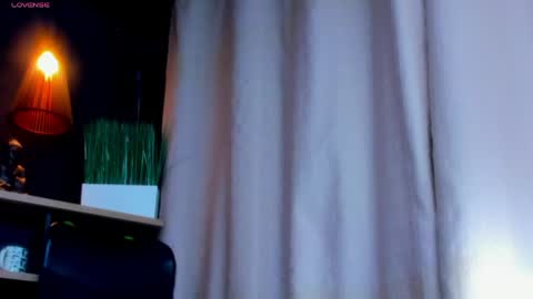 rocco_santos online show from 06/04/26, 06:25