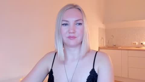 Snapshot of rock__baby chatting on 12/24/24, 09:33 rock__baby online show from 12/24/24, 09:33