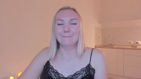 Snapshot of rock__baby chatting on 01/01/25, 04:50 rock__baby online show from 01/01/25, 04:50