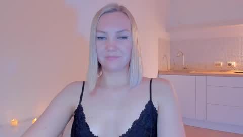 Snapshot of rock__baby chatting on 01/11/25, 04:16 rock__baby online show from 01/11/25, 04:16