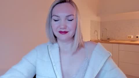 Snapshot of rock__baby chatting on 02/15/25, 02:04 rock__baby online show from 02/15/25, 02:04