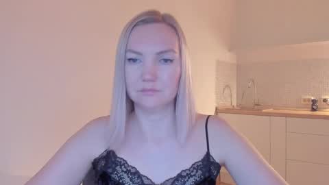 Snapshot of rock__baby chatting on 02/28/25, 02:42 rock__baby online show from 02/28/25, 02:42