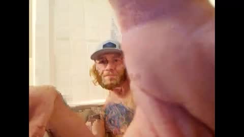 Snapshot of rockhardsurfers chatting on 01/23/25, 04:30 rockhardsurfers online show from 01/23/25, 04:30