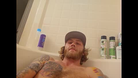 Snapshot of rockhardsurfers chatting on 02/19/25, 12:57 rockhardsurfers online show from 02/19/25, 12:57