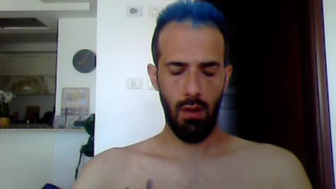 Snapshot of rockistman1 chatting on 05/11/26, 05:02 rockistman1 online show from 05/11/26, 05:02