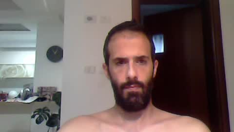Snapshot of rockistman1 chatting on 06/06/26, 08:02 rockistman1 online show from 06/06/26, 08:02