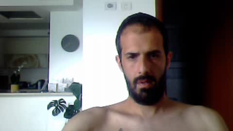 Snapshot of rockistman1 chatting on 06/15/26, 04:36 rockistman1 online show from 06/15/26, 04:36