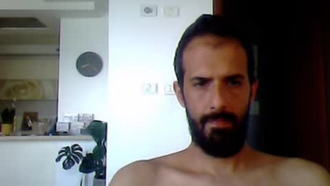 Snapshot of rockistman1 chatting on 06/18/26, 05:19 rockistman1 online show from 06/18/26, 05:19