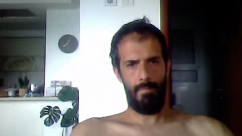 Snapshot of rockistman1 chatting on 07/16/26, 05:02 rockistman1 online show from 07/16/26, 05:02