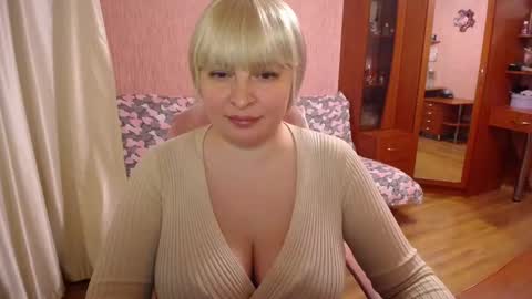 Snapshot of rocknlinxx chatting on 12/05/25, 06:15 Rocknlinxx online show from 12/05/25, 06:15