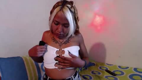 rocxy online show from 10/11/25, 05:44