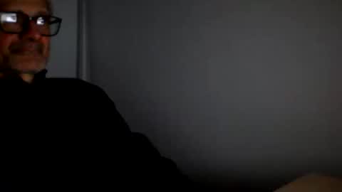 Snapshot of rodahot4 chatting on 11/29/25, 03:48 rodahot4 online show from 11/29/25, 03:48