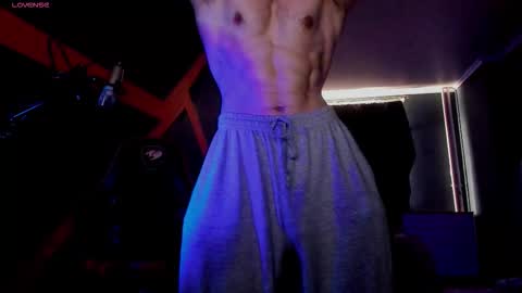 Snapshot of rodarri chatting on 09/29/25, 06:51 MY NAME CAN SEE ALL MY CUM VIDEO BUY FAN SUB. online show from 09/29/25, 06:51