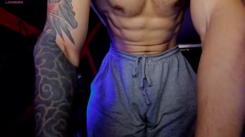 Snapshot of rodarri chatting on 10/06/25, 11:07 MY NAME CAN SEE ALL MY CUM VIDEO BUY FAN SUB. online show from 10/06/25, 11:07