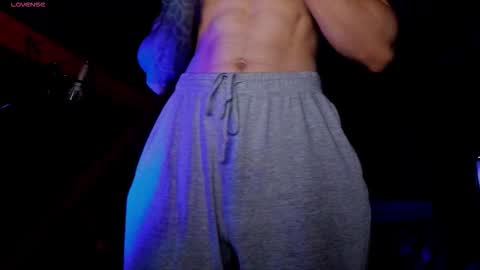 Snapshot of rodarri chatting on 10/09/25, 06:28 MY NAME CAN SEE ALL MY CUM VIDEO BUY FAN SUB. online show from 10/09/25, 06:28