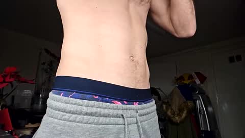 roddeep69 online show from 12/18/24, 05:37