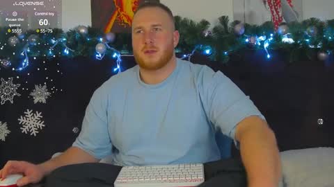 Snapshot of roddy_riss chatting on 12/21/24, 01:42 Roddy online show from 12/21/24, 01:42