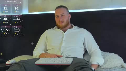 Snapshot of roddy_riss chatting on 01/11/25, 10:40 Roddy online show from 01/11/25, 10:40