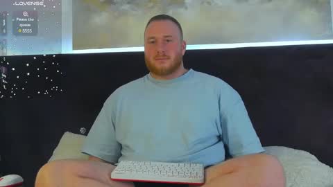 Snapshot of roddy_riss chatting on 01/12/25, 10:45 Roddy online show from 01/12/25, 10:45