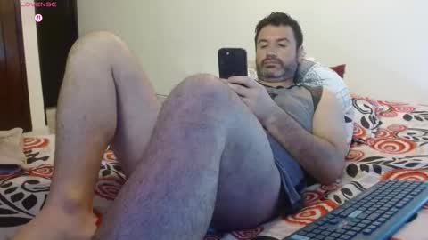 Snapshot of rodher81 chatting on 03/09/26, 03:16 Rod online show from 03/09/26, 03:16