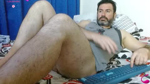 Snapshot of rodher81 chatting on 03/22/26, 03:21 Rod online show from 03/22/26, 03:21