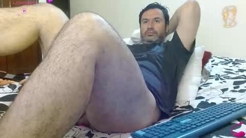 Snapshot of rodher81 chatting on 04/11/26, 10:41 Rod online show from 04/11/26, 10:41