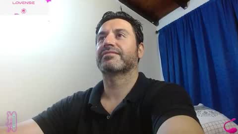 Snapshot of rodher81 chatting on 04/14/26, 02:06 Rod online show from 04/14/26, 02:06