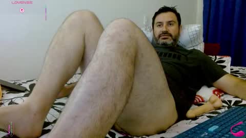 Snapshot of rodher81 chatting on 06/06/26, 12:27 Rod online show from 06/06/26, 12:27