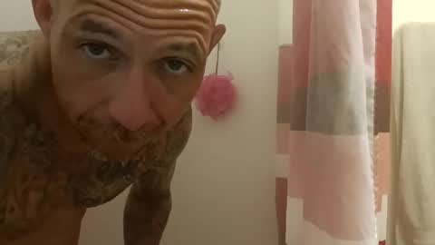 Snapshot of rodolfolucio chatting on 12/17/25, 12:49 rodolfolucio online show from 12/17/25, 12:49