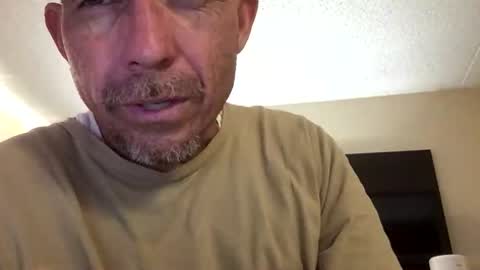 Snapshot of rodolfolucio chatting on 12/17/25, 11:33 rodolfolucio online show from 12/17/25, 11:33