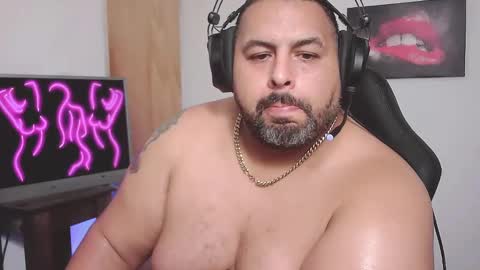 Snapshot of rodrixxx54 chatting on 01/31/25, 01:54 rodrixxx54 online show from 01/31/25, 01:54