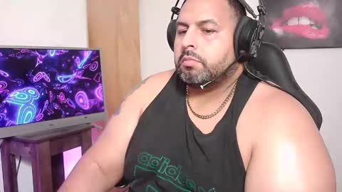 Snapshot of rodrixxx54 chatting on 02/01/25, 12:29 rodrixxx54 online show from 02/01/25, 12:29