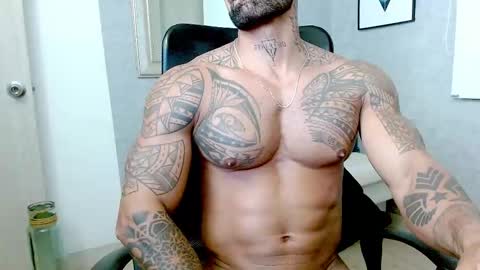 Snapshot of rogers_p chatting on 10/13/25, 11:27 Rogers online show from 10/13/25, 11:27