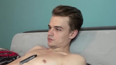 taylor fox online show from 09/24/25, 10:24