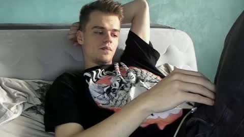 taylor fox online show from 10/14/25, 12:50