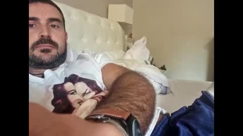 Snapshot of rollino83 chatting on 11/02/25, 11:01 rollino83 online show from 11/02/25, 11:01