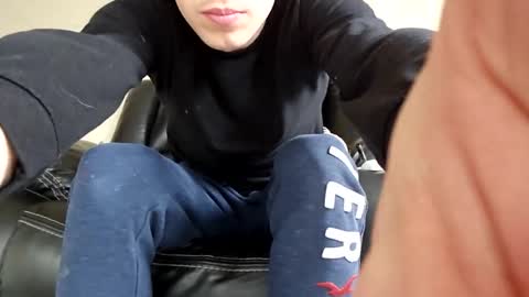 Snapshot of rolper27 chatting on 03/04/25, 05:24 Rolper27 online show from 03/04/25, 05:24