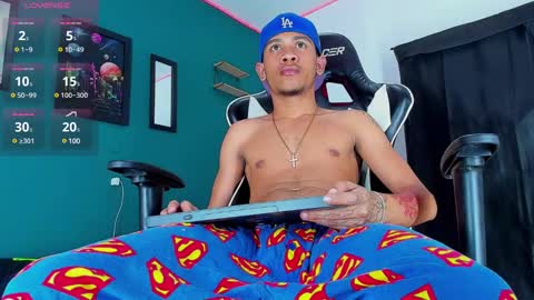 Roman Cartier online show from 03/05/25, 03:40