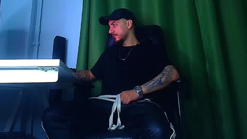 Snapshot of romaniamaster1 chatting on 04/02/26, 05:49 romaniamaster1 online show from 04/02/26, 05:49