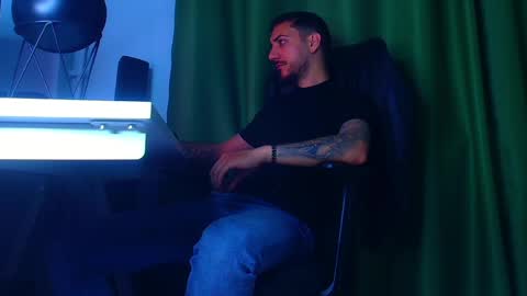 Snapshot of romaniamaster1 chatting on 05/02/26, 07:19 romaniamaster1 online show from 05/02/26, 07:19
