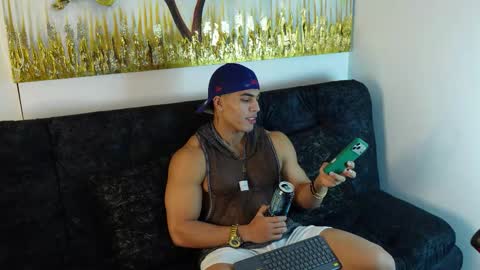Snapshot of romano_kentt12 chatting on 02/01/26, 01:15 romano_kentt12 online show from 02/01/26, 01:15