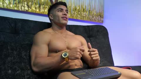 Snapshot of romano_kentt12 chatting on 04/25/26, 02:36 romano_kentt12 online show from 04/25/26, 02:36