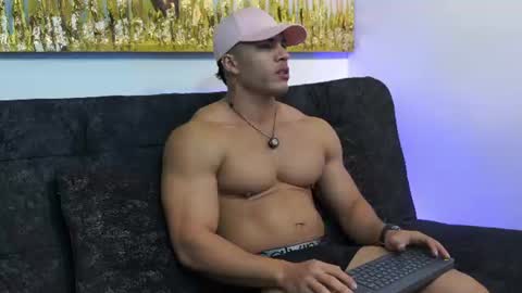 romano_kentt12 online show from 08/01/26, 03:50