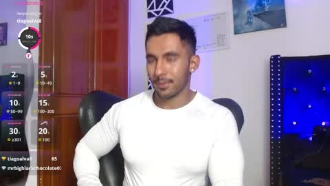 Snapshot of romanpearce_ chatting on 04/23/26, 04:03 Roman online show from 04/23/26, 04:03